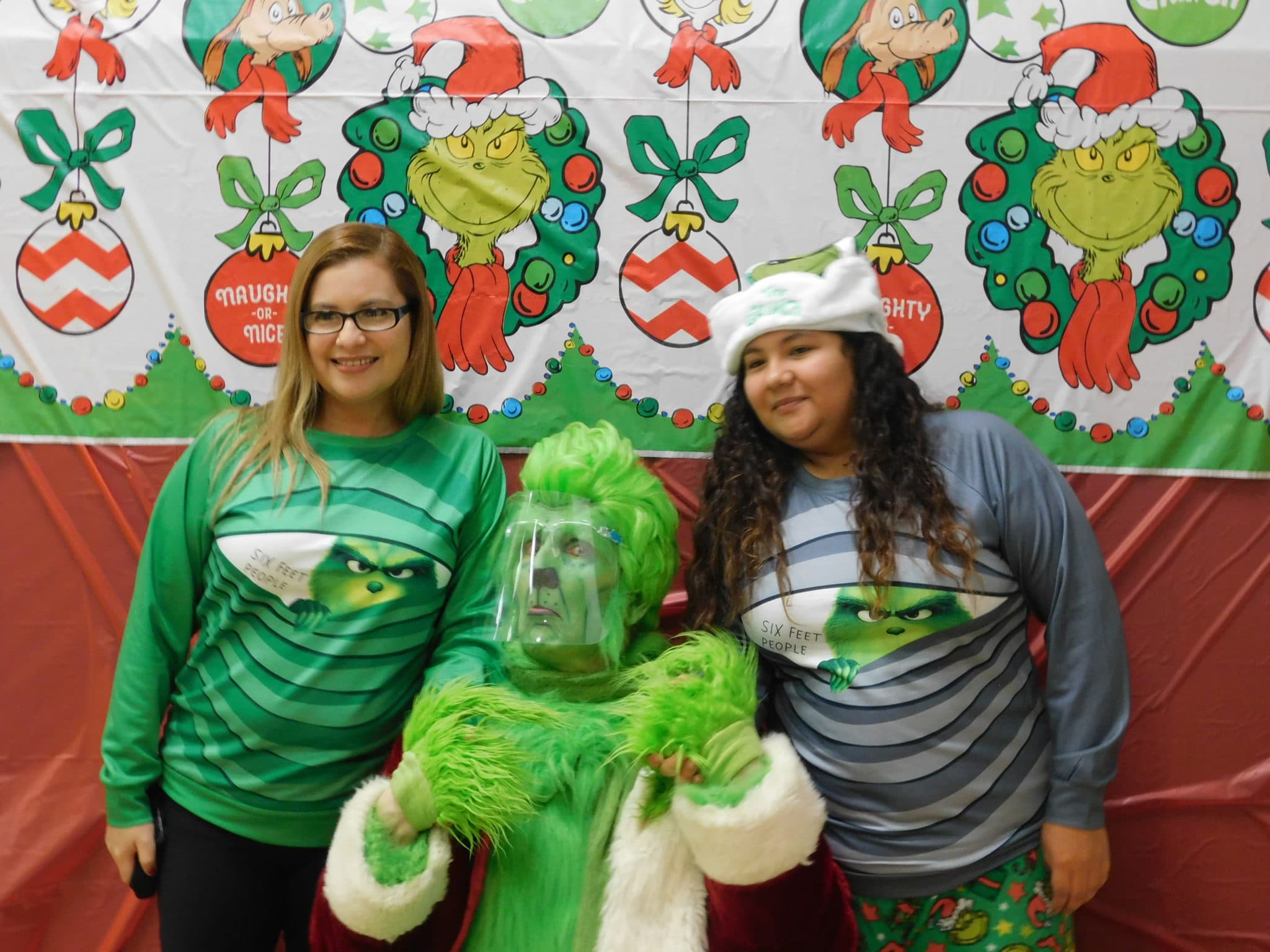 Pizza with the Grinch Album – Chicago Ridge Park District